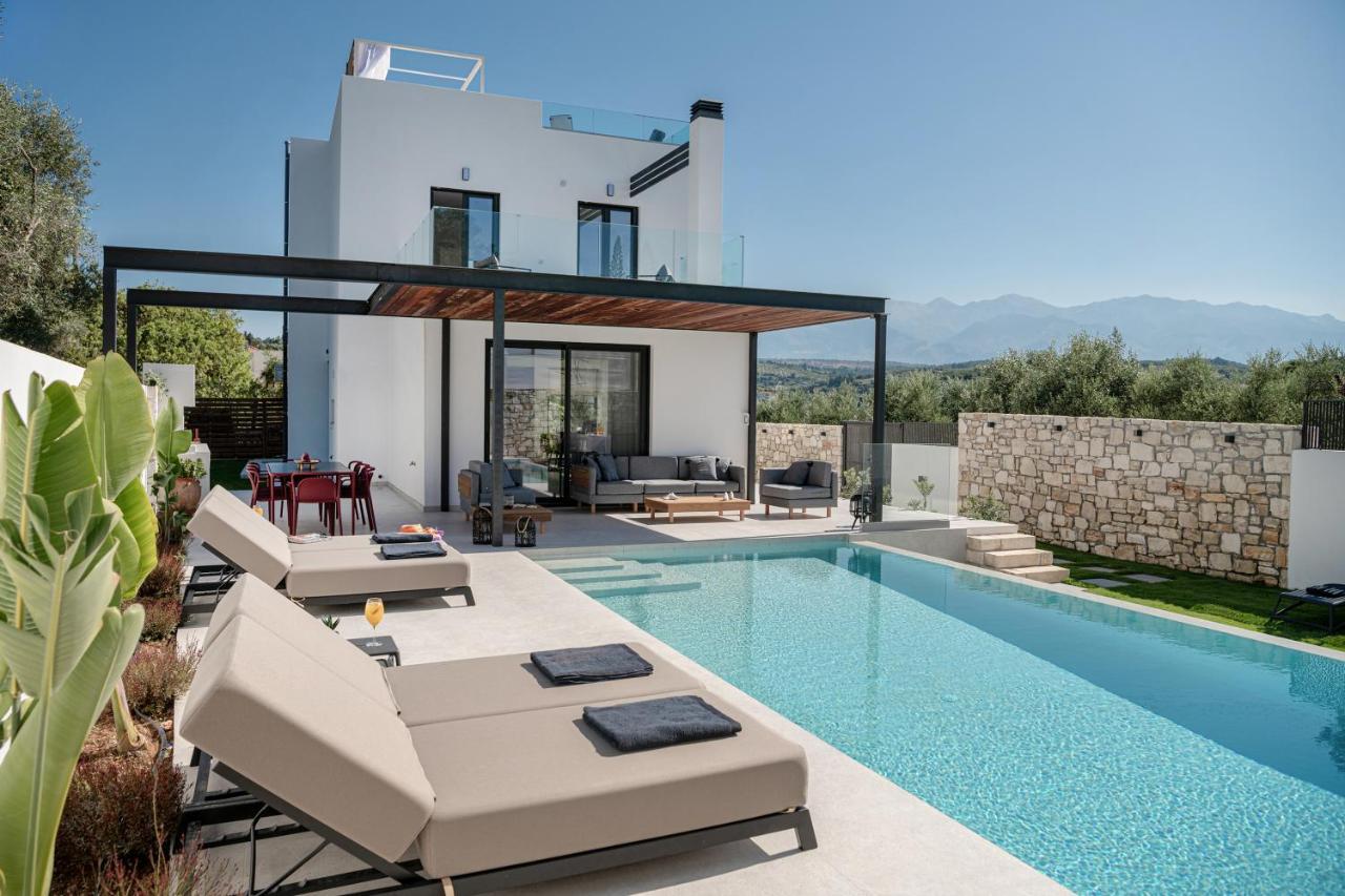 Avrilia Seaside Villa Heated Pool Almirída Kültér fotó